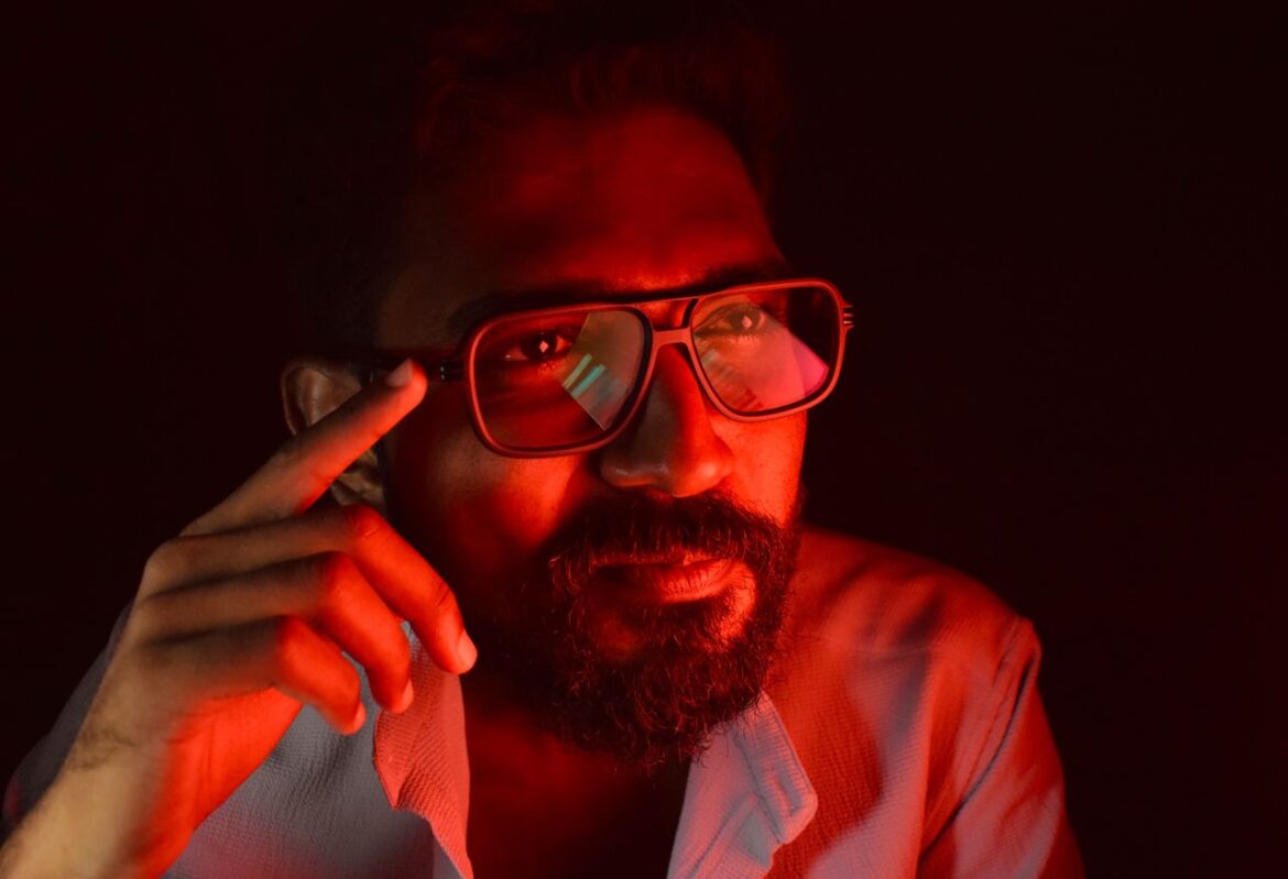 AI-Powered Smart Glasses Have a Privacy Issue