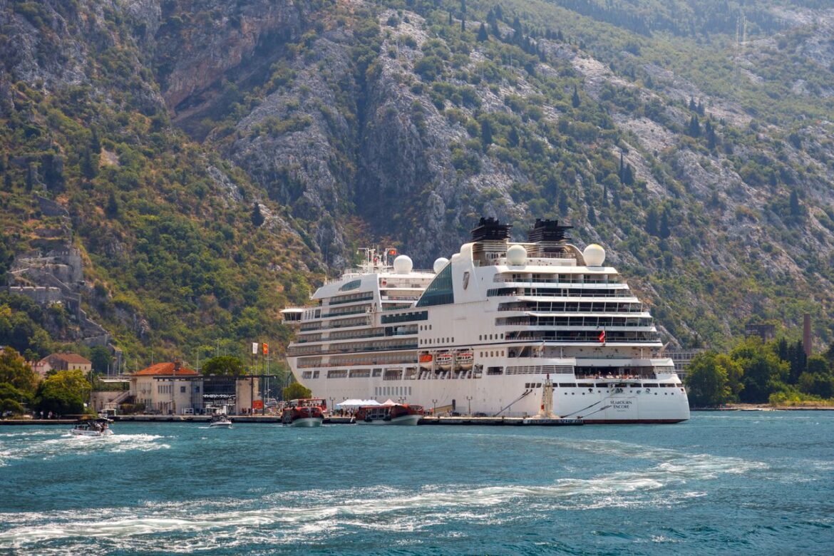 Regent Seven Seas Cruises Introduces Floating Pastry Academy
