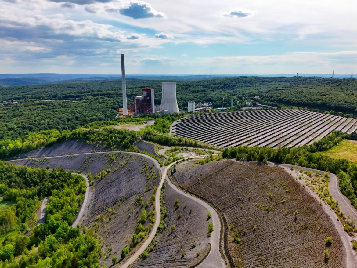 Centrus Collaborates with X-Energy for LEU and HALEU