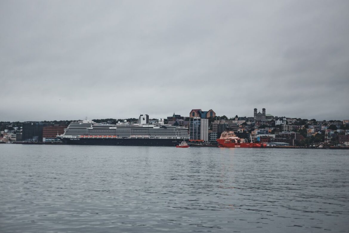 Holland America Line to Mark Pan Am’s 100th Anniversary: Special Curated Experiences
